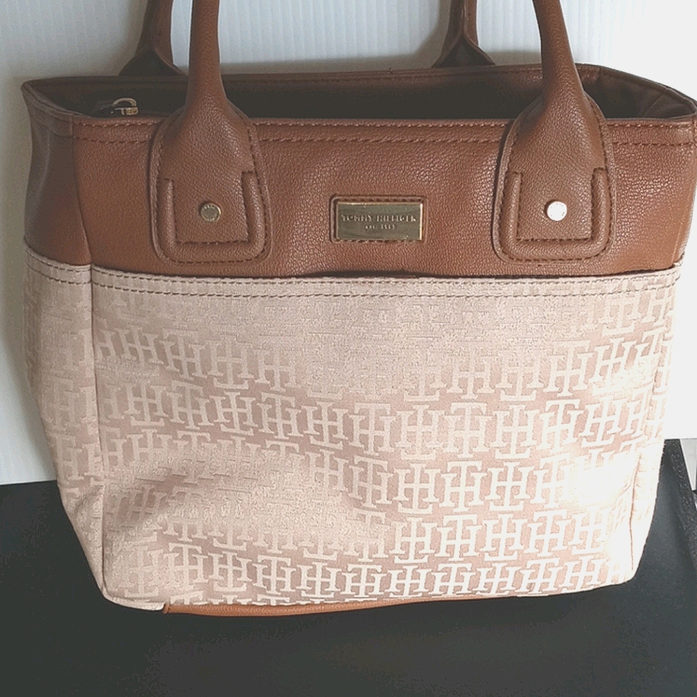 Tommy Hilfiger Handbag